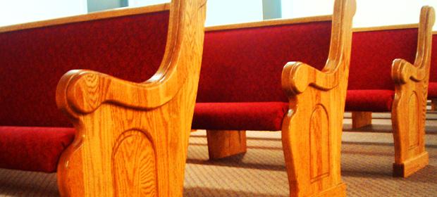 pews